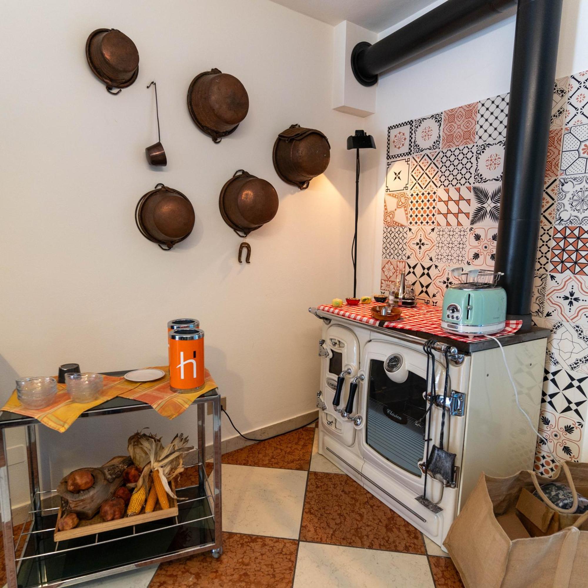 Bed and Breakfast A Casa Di Tom Сант-Амброджо-ди-Вальполичелла Экстерьер фото