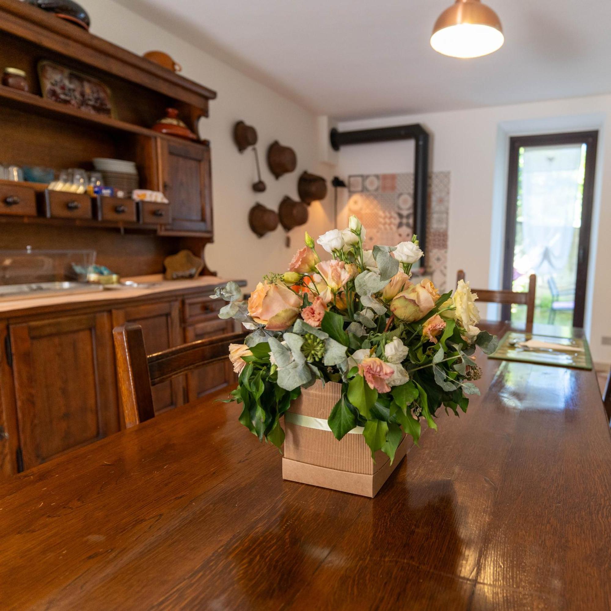 Bed and Breakfast A Casa Di Tom Сант-Амброджо-ди-Вальполичелла Экстерьер фото
