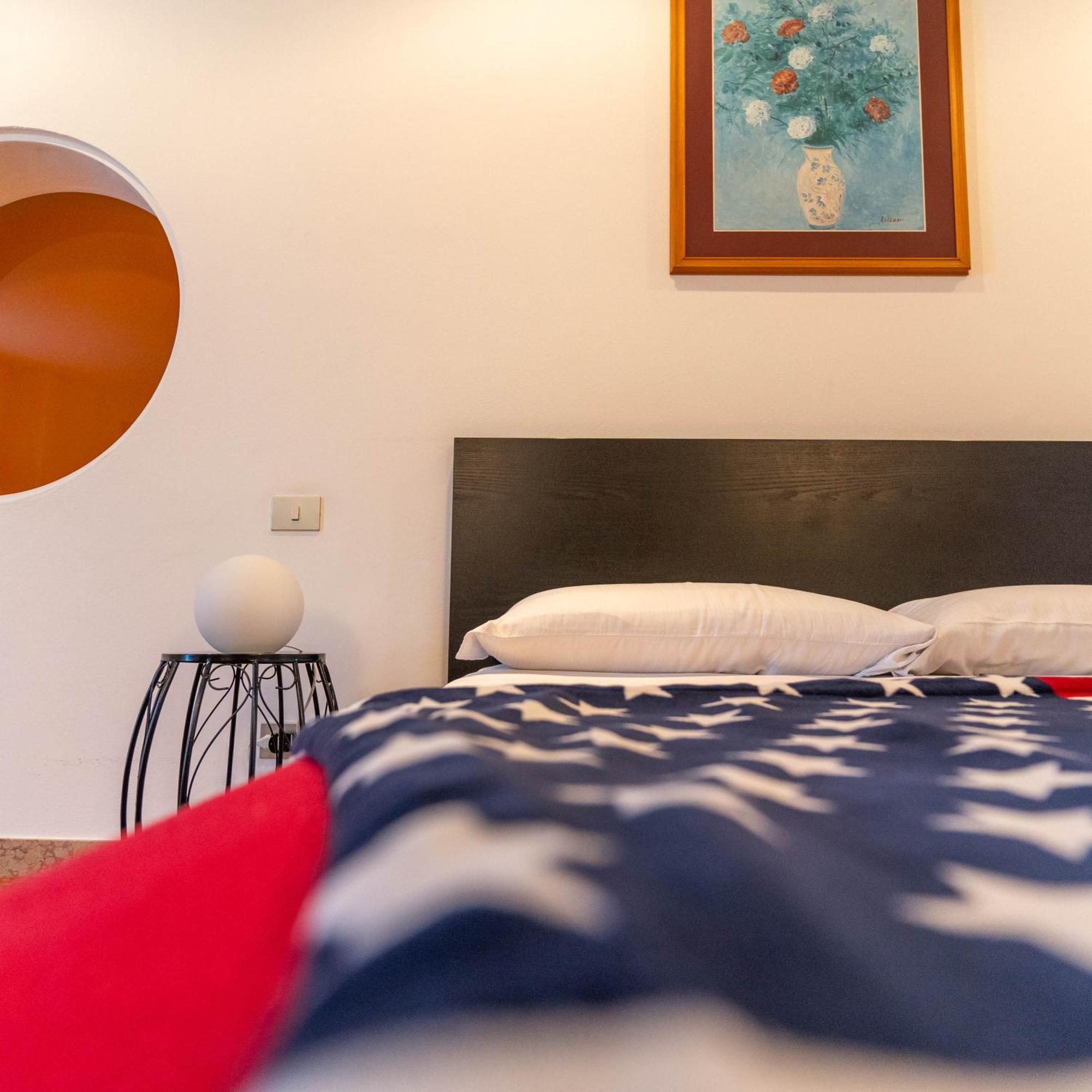 Bed and Breakfast A Casa Di Tom Сант-Амброджо-ди-Вальполичелла Экстерьер фото