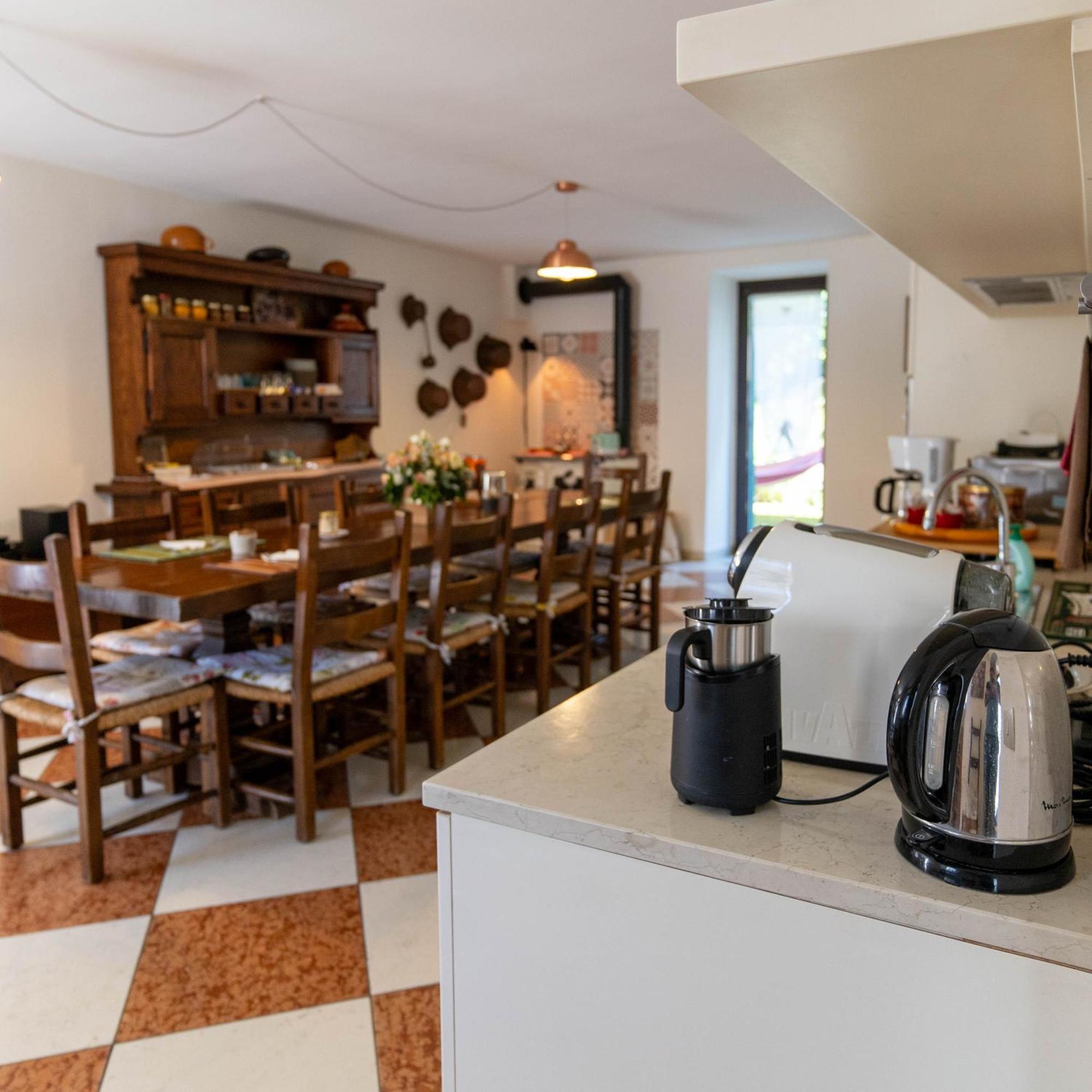 Bed and Breakfast A Casa Di Tom Сант-Амброджо-ди-Вальполичелла Экстерьер фото