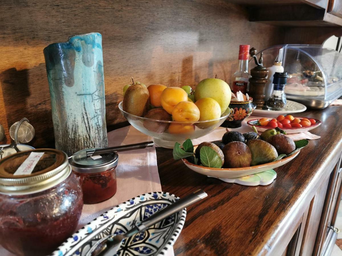 Bed and Breakfast A Casa Di Tom Сант-Амброджо-ди-Вальполичелла Экстерьер фото